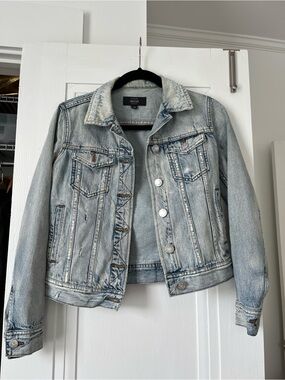 J. Crew Faded Light Blue Denim Jacket - Women